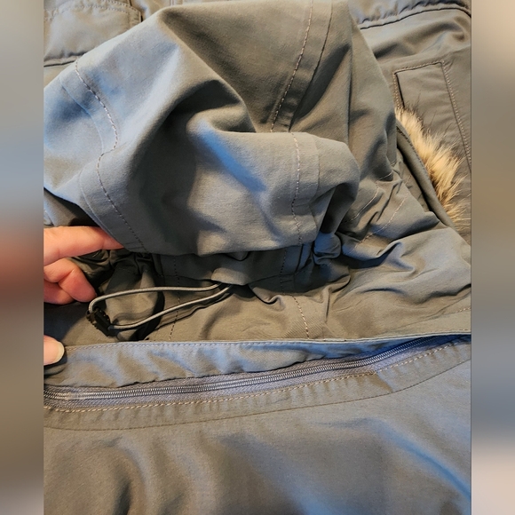 Marmot Parka Jacket - Picture 6 of 10